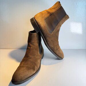 Magnanni Men’s Suede Chelsea Boots – Size 10½ (Made in Spain)